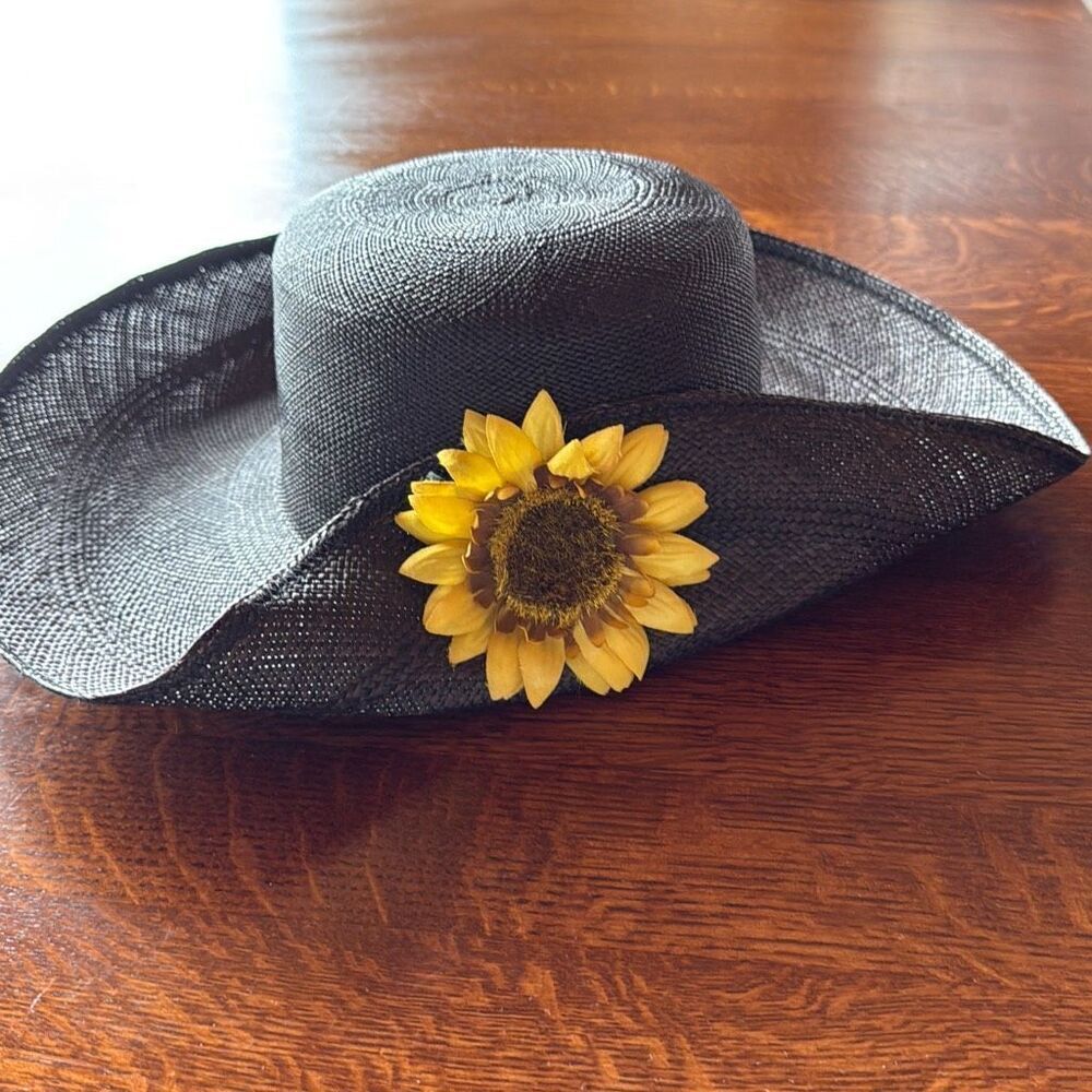 Vintage Black Fine Weave Wide Brim Straw Hat Sunflower Women’s Size Medium